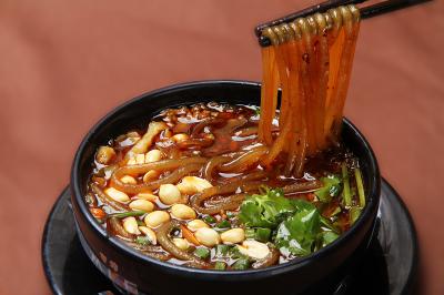 酸辣粉午夜无码免费视频