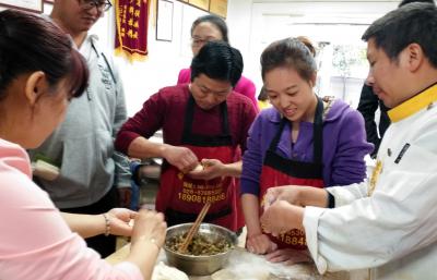 成都包子午夜无码免费视频哪里最好?成都学习包子技术哪里好?