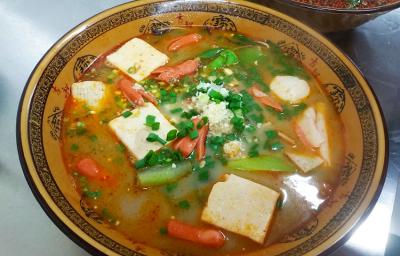 成都哪里有麻辣烫午夜无码免费视频？