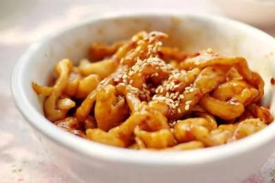 【成都小吃午夜无码免费视频】好吃的甜水面，很少人会做了