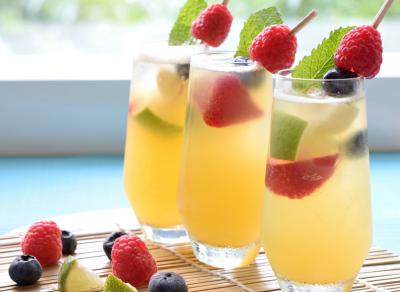  奶茶果汁午夜无码免费视频