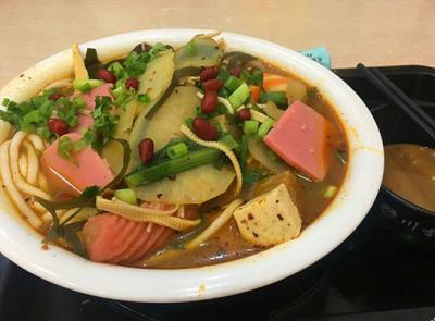 麻辣烫技术午夜无码免费视频哪家好？价格实惠口味多样化