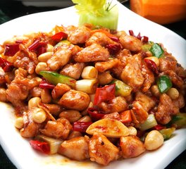 成都小吃午夜无码免费视频:宫保鸡丁的正宗川菜做法