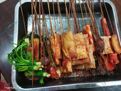 油炸串串香技术午夜无码免费视频要收多少学费？没有时间限制