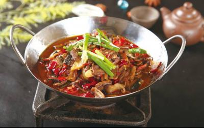 干锅午夜无码免费视频班那家强?真真实实的教育