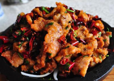 哪里有铁板鱿鱼技术午夜无码免费视频学校？铁板酱料的调制