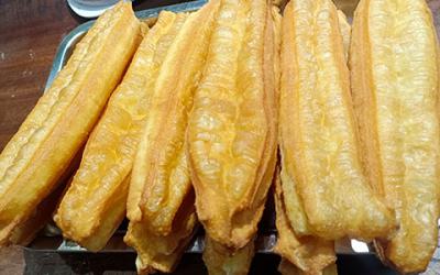 成都学早餐油条技术哪里好？