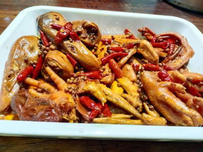 成都学现卤现捞技术午夜无码免费视频学校哪家好?