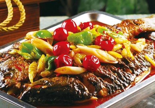 成都烤鱼午夜无码免费视频哪家好？烧烤技术午夜无码免费视频机构